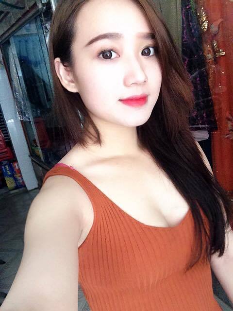 女搜查官紧身皮衣调教蒂亚